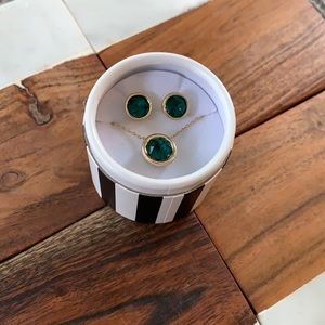 Necklace and earring set ✨